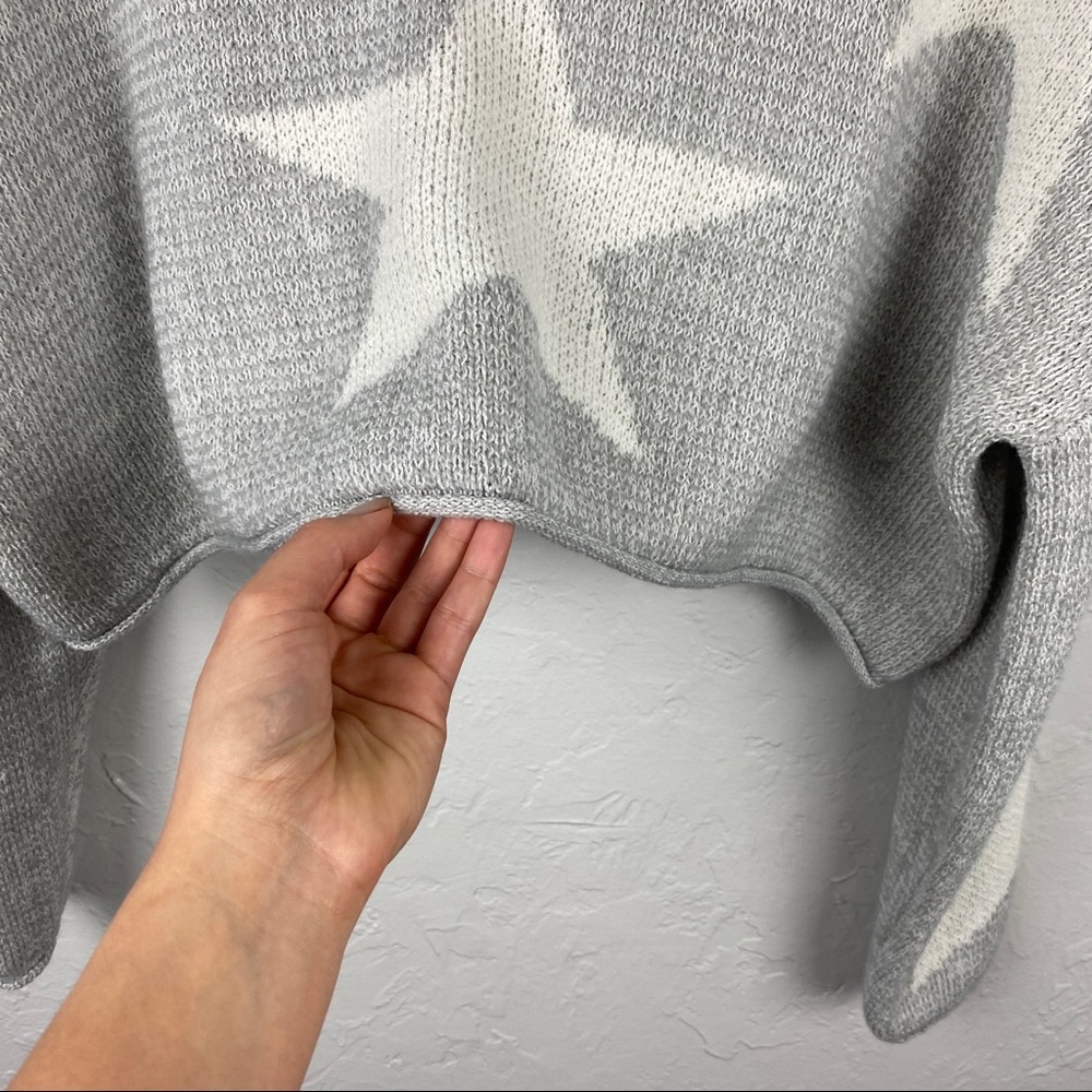 Shein cropped gray Star print sweater - Picture 4 of 7